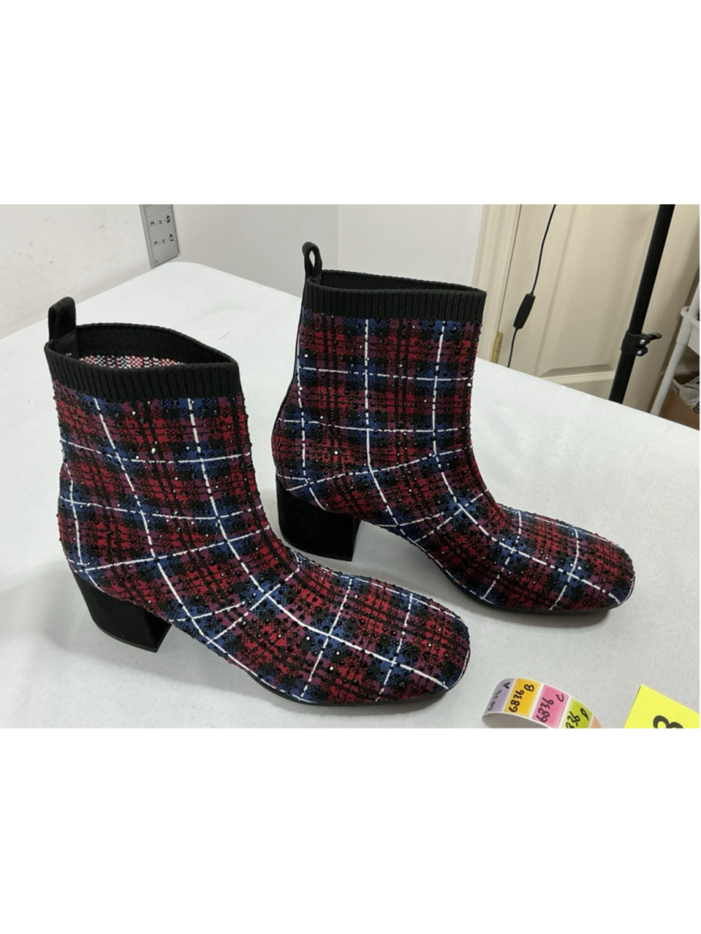 Womans New Reaction By Kenneth Cole Pull On Stretch Ankle Boots 8.5 M Plaid